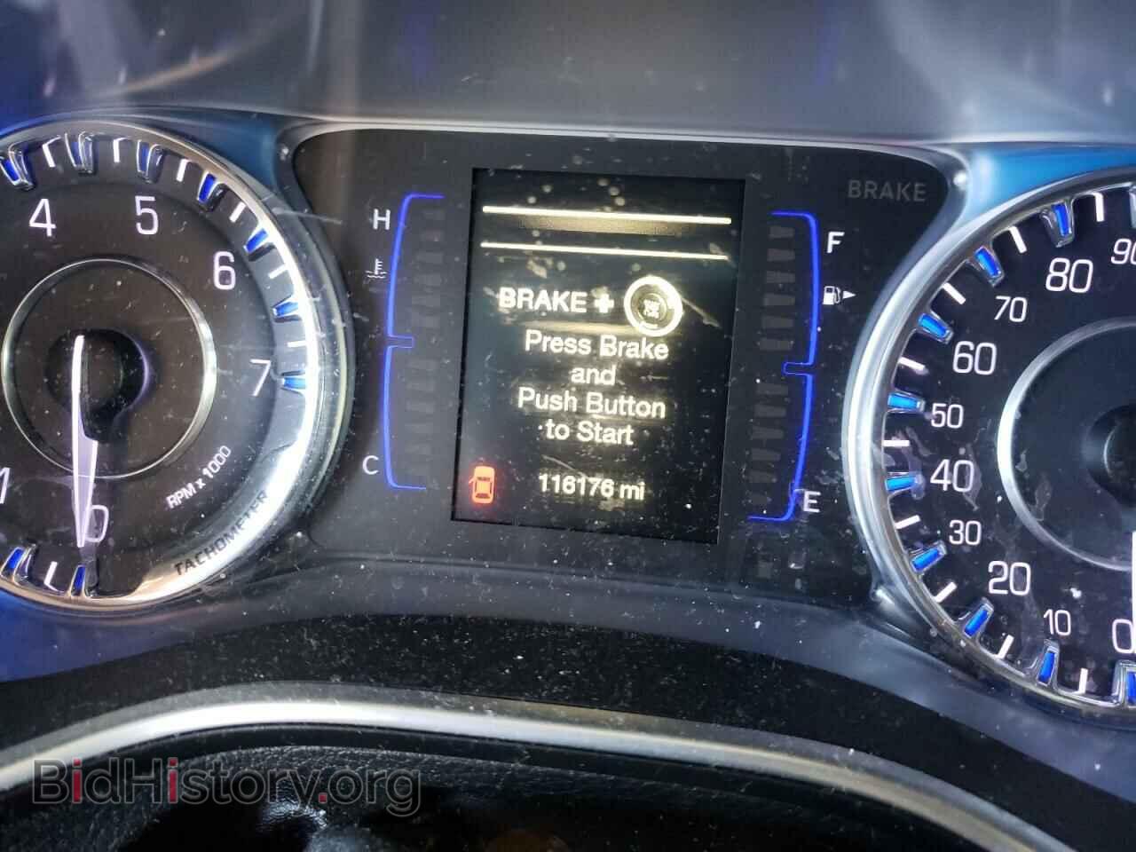 2016 CHRYSLER 200 - VIN: 1C3CCCAB1GN175896 - Фото 8