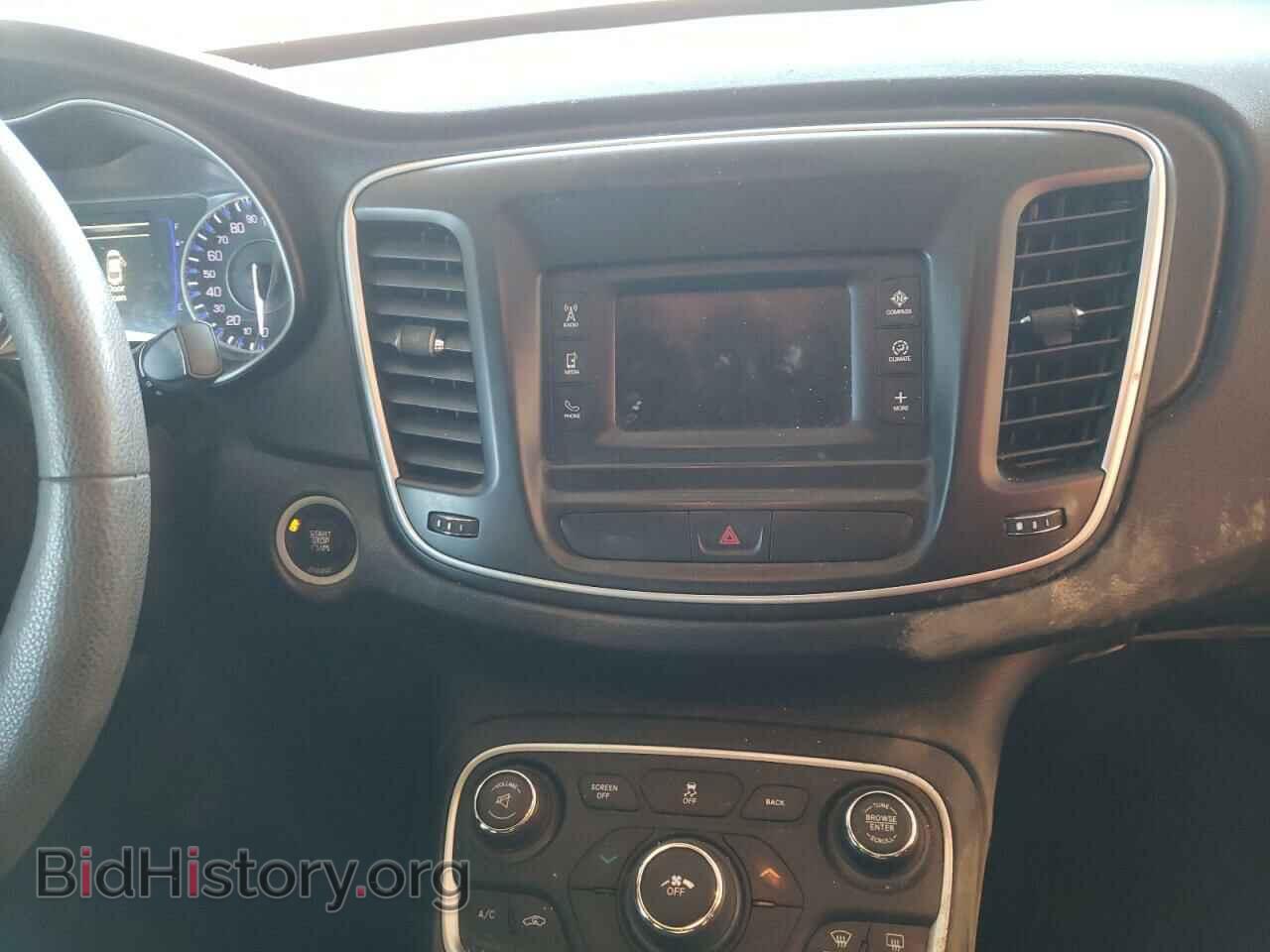 2016 CHRYSLER 200 - VIN: 1C3CCCAB1GN175896 - Фото 9