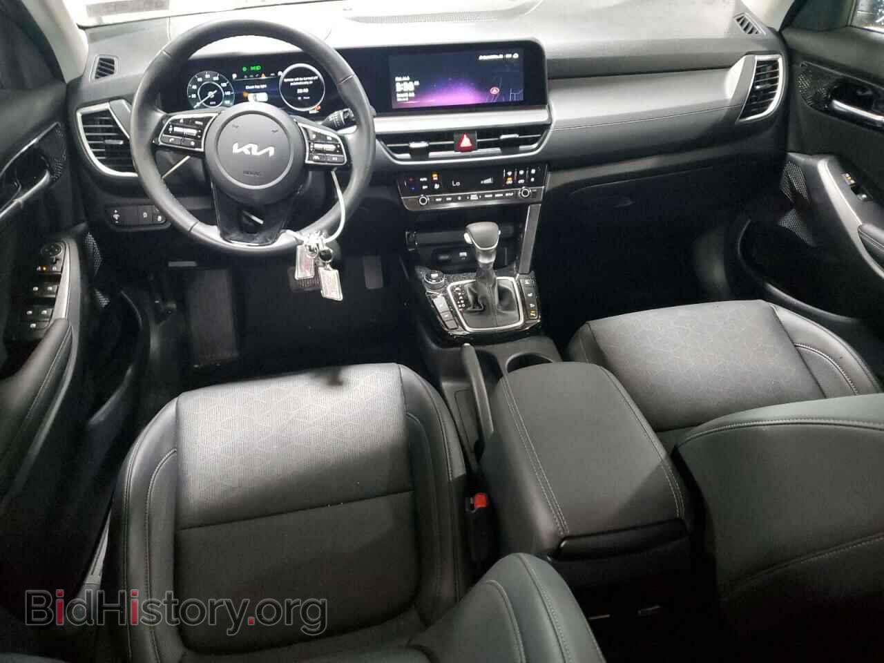 2025 KIA SELTOS - VIN: KNDERCAA5S7672294 - Фото 8