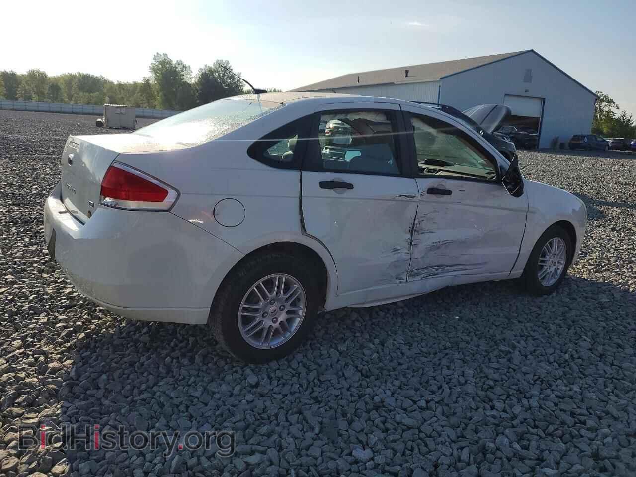 2010 FORD FOCUS - VIN: 1FAHP3FN8AW137372 - Photo 3