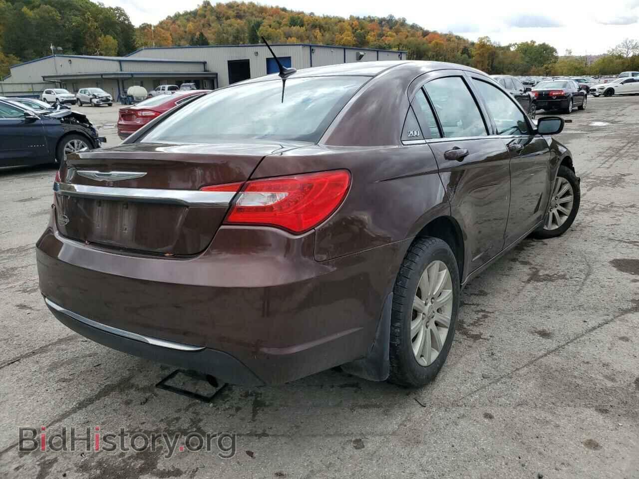2013 CHRYSLER 200 - VIN: 1C3CCBBB3DN627447 - Photo 4