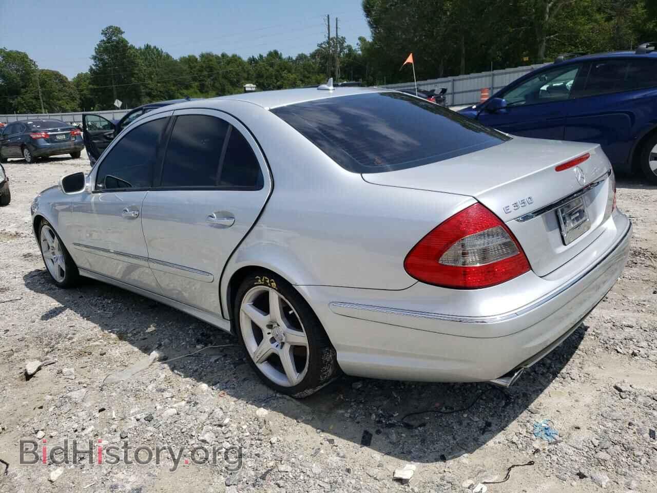2009 MERCEDES-BENZ E-CLASS - VIN: WDBUF56X29B381111 - Фото 2