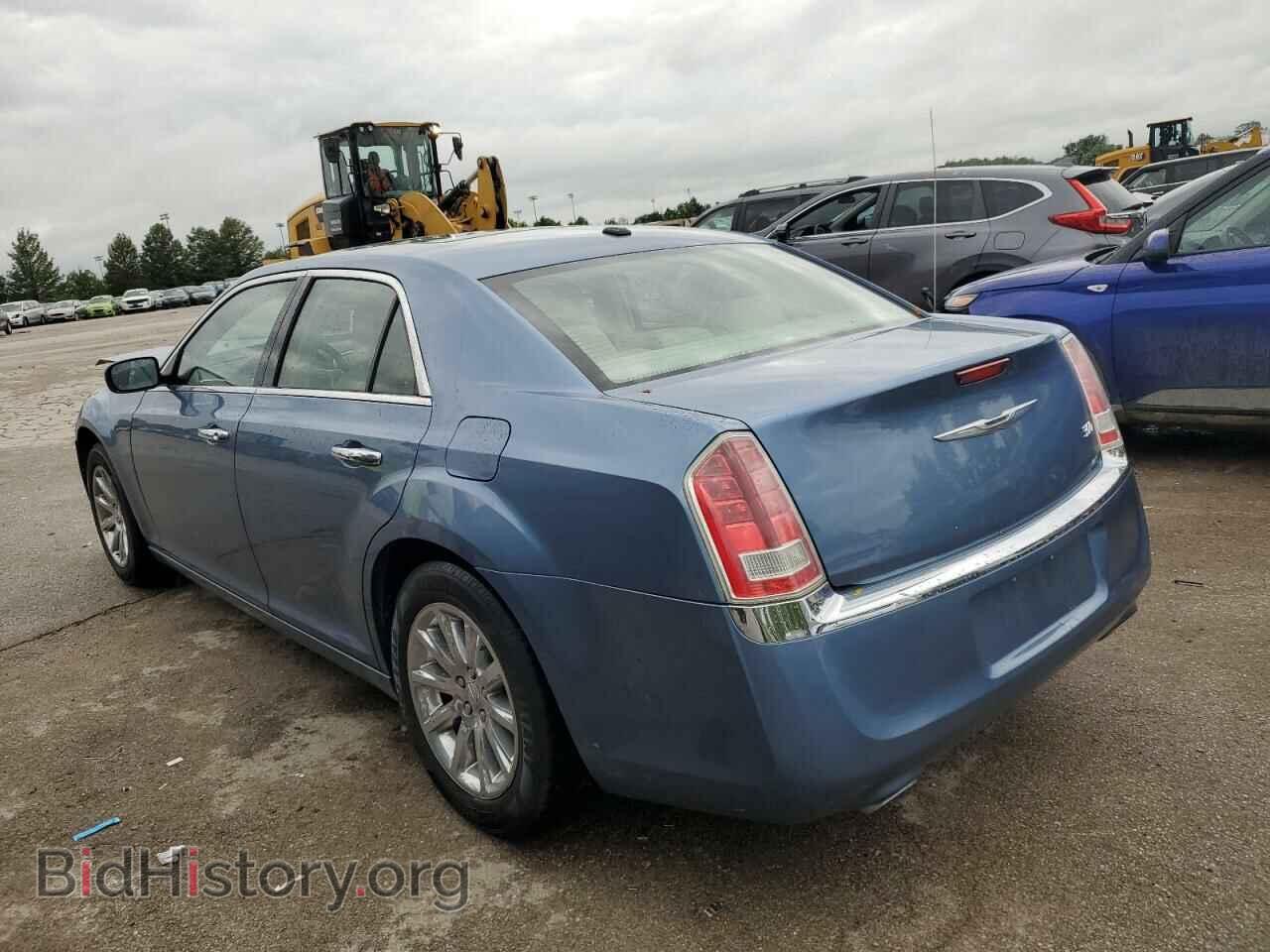 2011 CHRYSLER 300 - VIN: 2C3CA5CG9BH547707 - Фото 2
