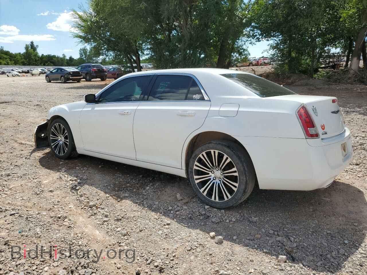 2012 CHRYSLER 300 - VIN: 2C3CCABG6CH140370 - Фото 2