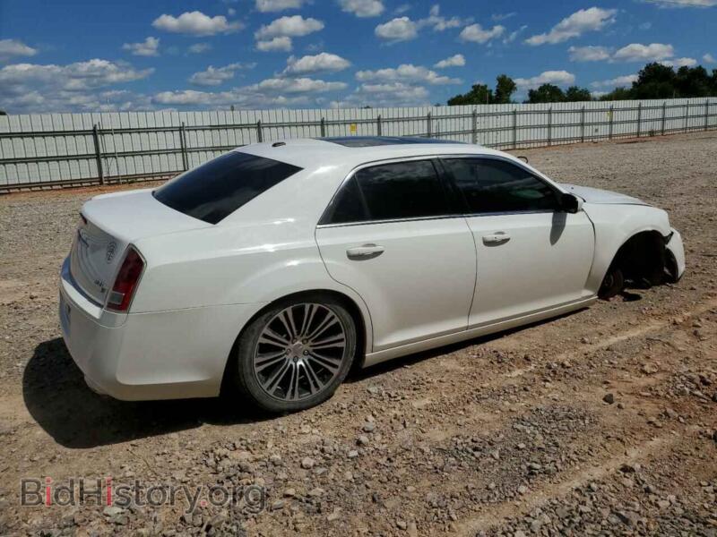 2012 Chrysler 300 (VIN 2C3CCABG6CH140370) — фото 3 из 12