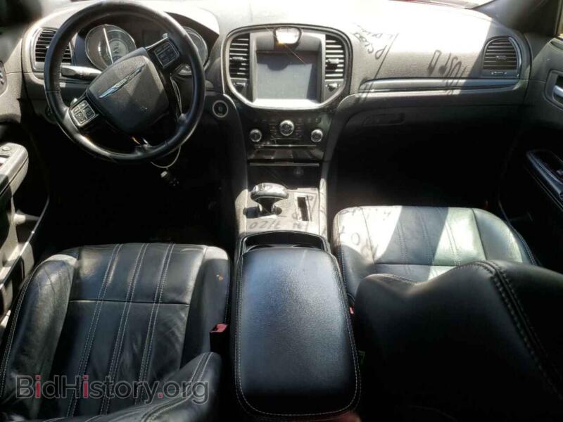 2012 Chrysler 300 (VIN 2C3CCABG6CH140370) — фото 8 из 12
