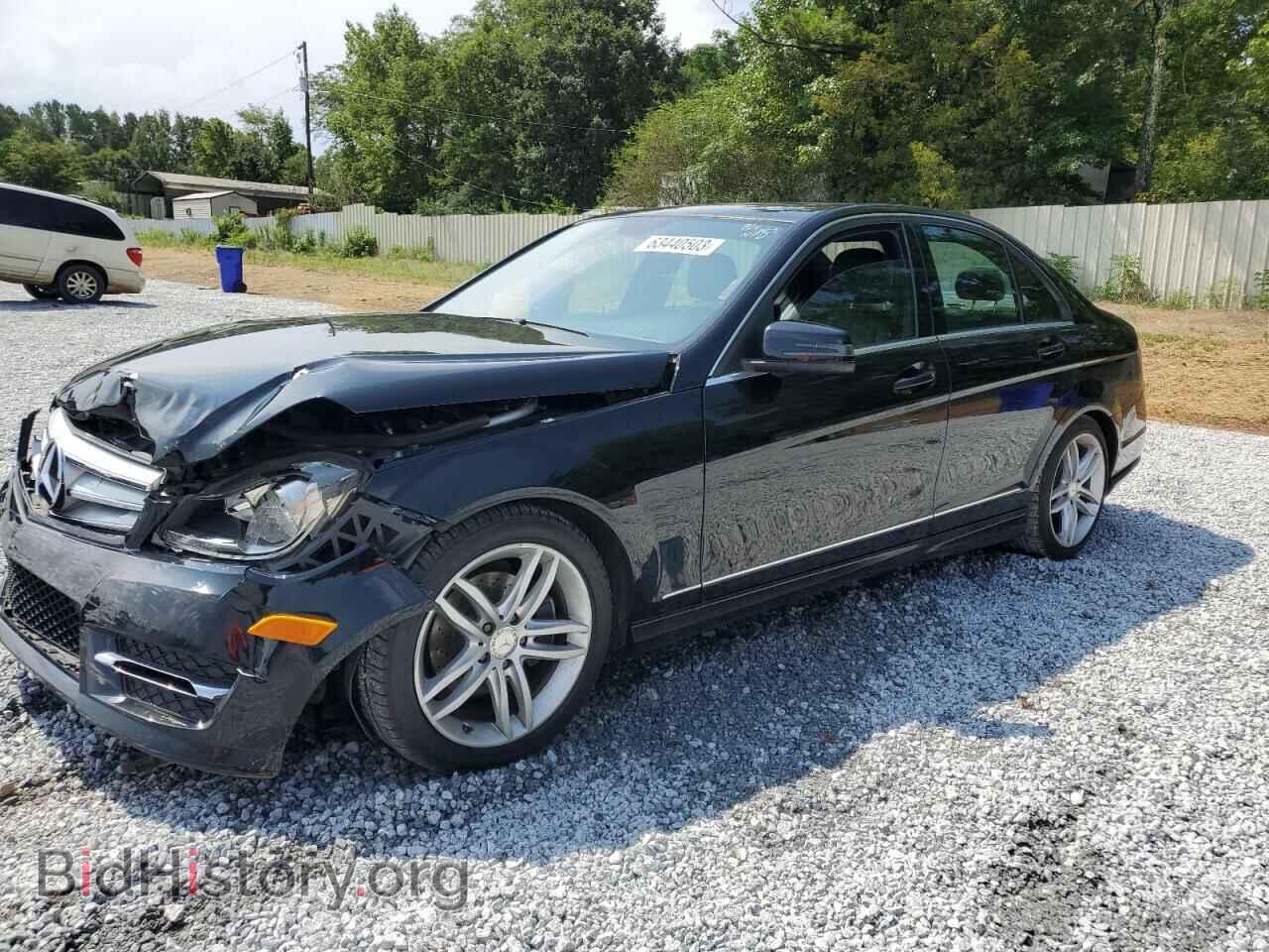 Photo WDDGF4HB7DA793717 - MERCEDES-BENZ C-CLASS 2013