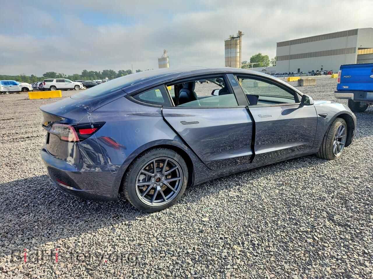 2023 TESLA MODEL 3 - VIN: 5YJ3E1EA4PF697271 - Photo 3