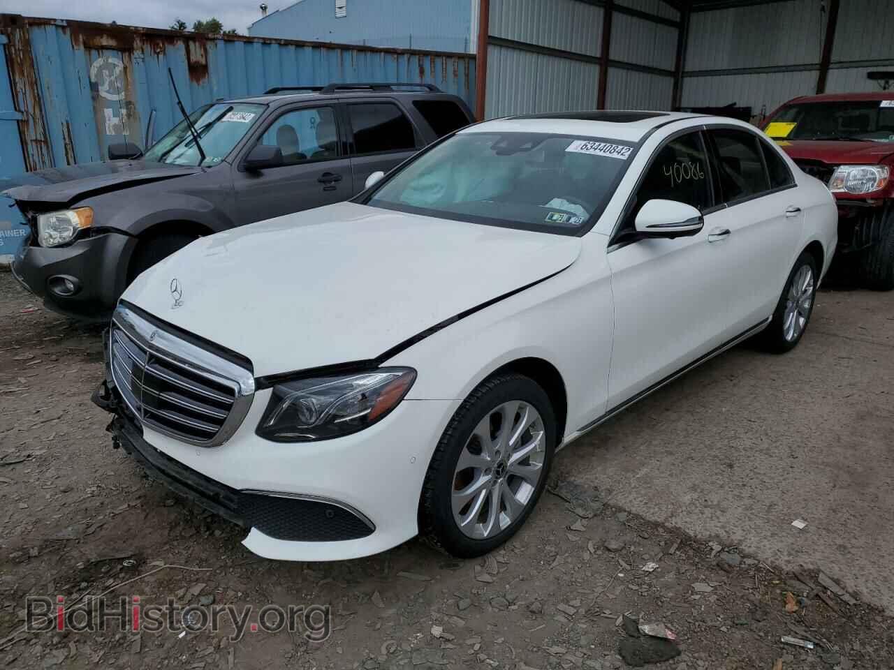 2018 MERCEDES-BENZ E-CLASS - VIN: WDDZF4KB0JA311747 - Фото 2