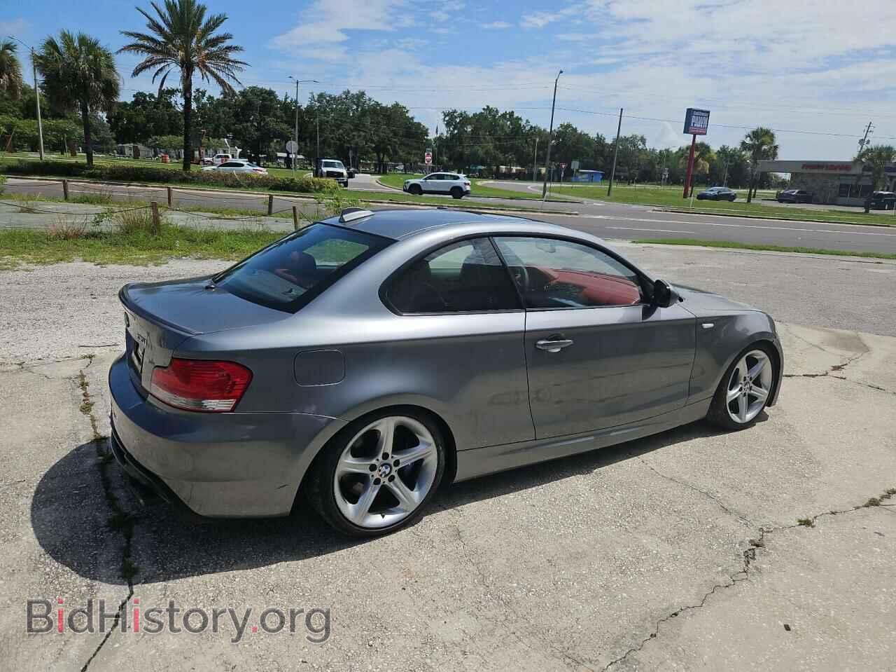 2011 BMW 1 SERIES - VIN: WBAUC9C59BVM10514 - Фото 4