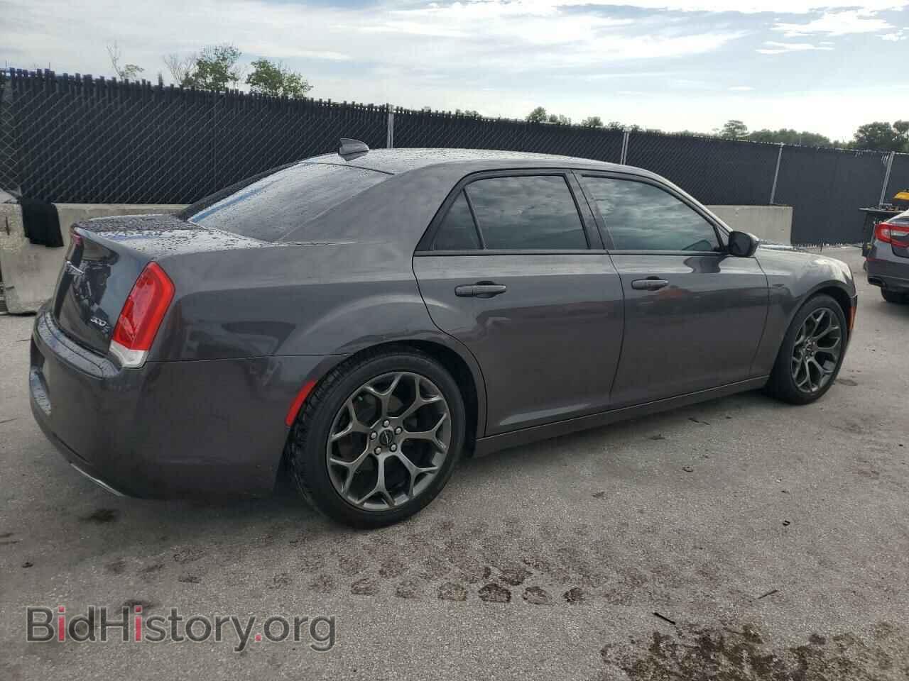 2016 CHRYSLER 300 - VIN: 2C3CCABG2GH351765 - Фото 3