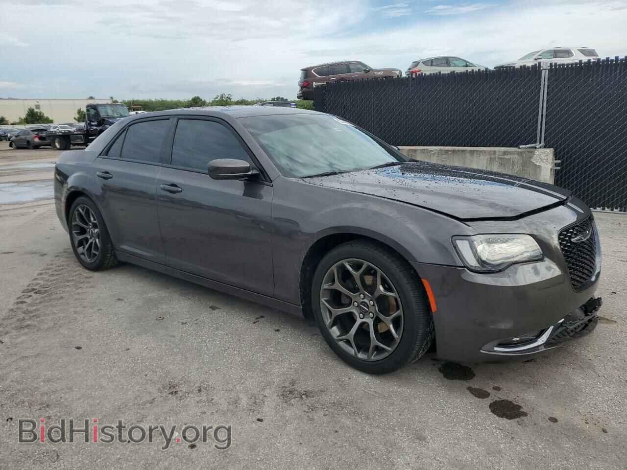 2016 CHRYSLER 300 - VIN: 2C3CCABG2GH351765 - Фото 4