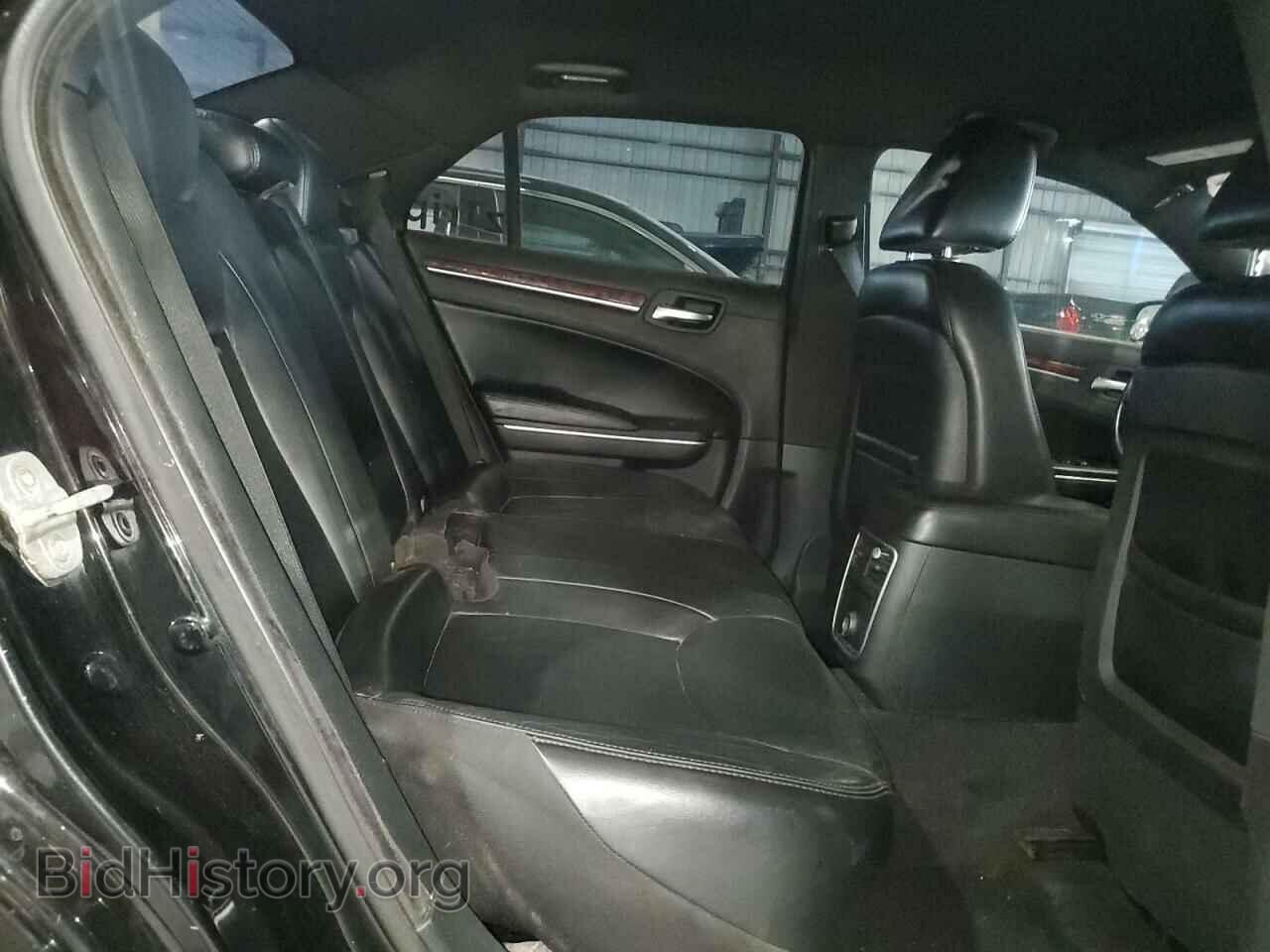 2014 CHRYSLER 300 - VIN: 2C3CCAAG4EH132563 - Фото 10