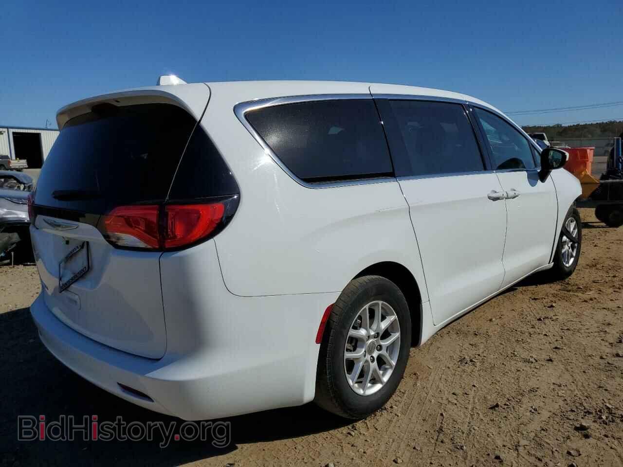 2017 CHRYSLER PACIFICA - VIN: 2C4RC1DG8HR609950 - Photo 4