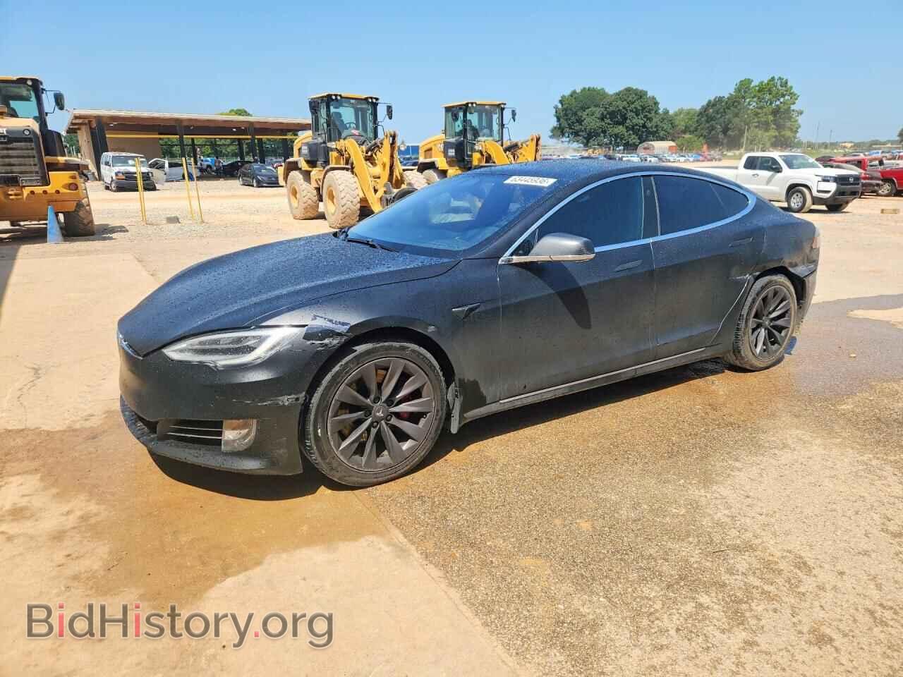 Фотография 5YJSA1E43LF400020 - TESLA MODEL S 2020
