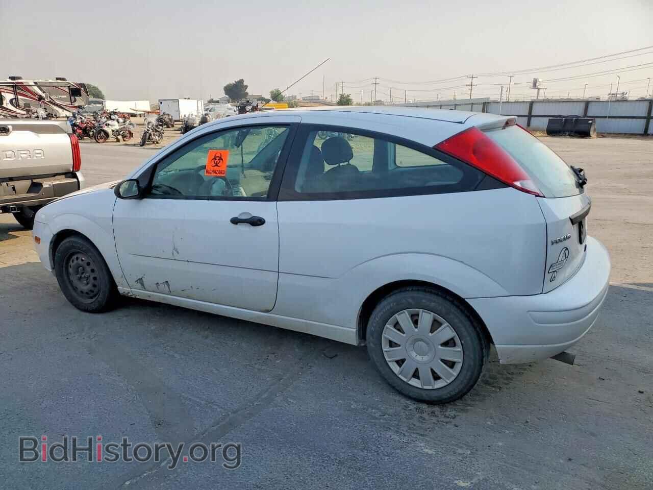 2007 FORD FOCUS - VIN: 1FAFP31N57W117376 - Фото 2