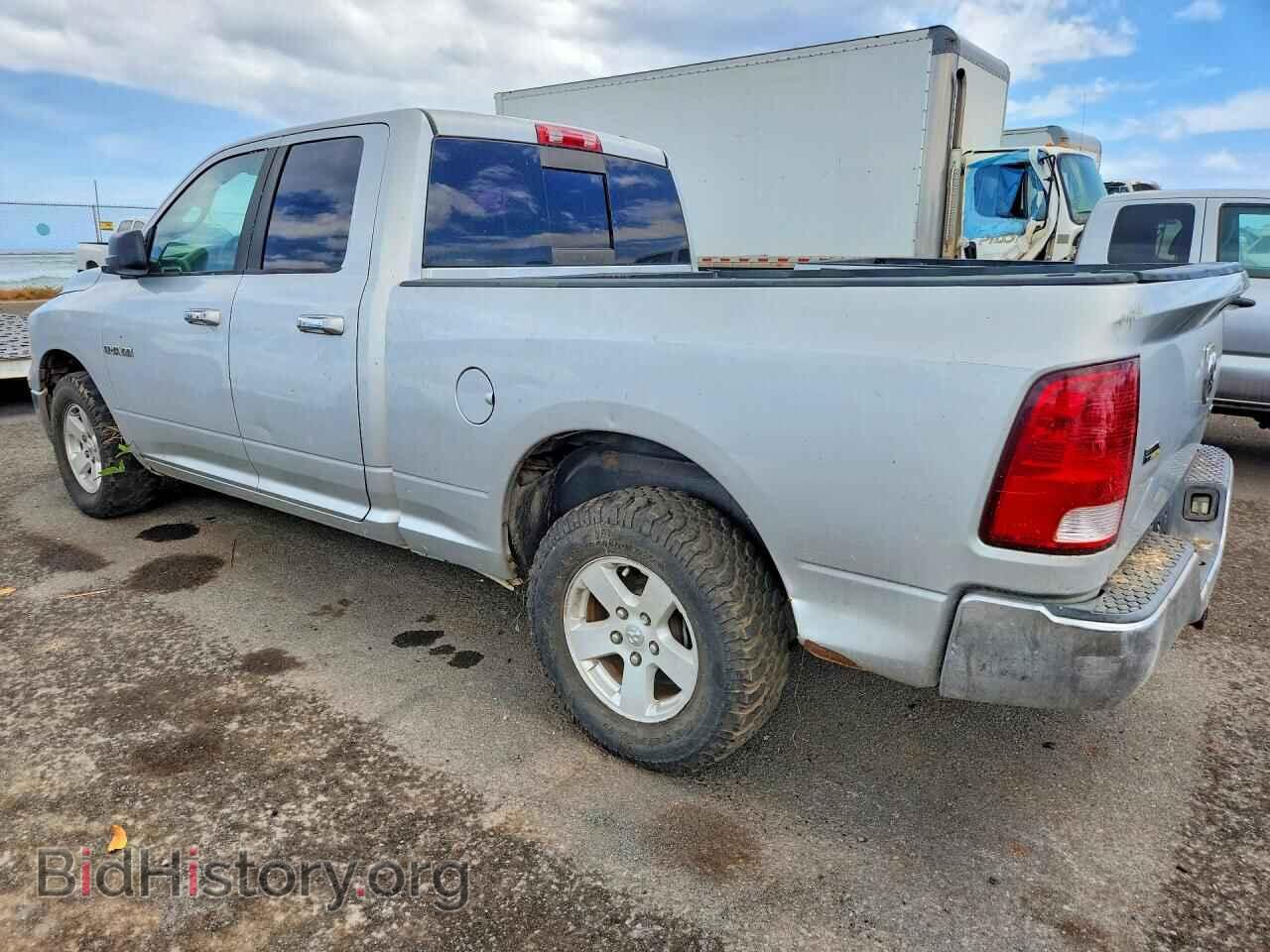 2010 DODGE RAM 1500 - VIN: 1D7RB1GP2AS101322 - Фото 2