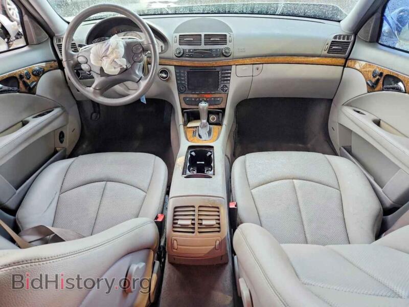 2007 Mercedes-Benz E-CLASS (VIN WDBUF56X07A989941) — фото 8 из 14