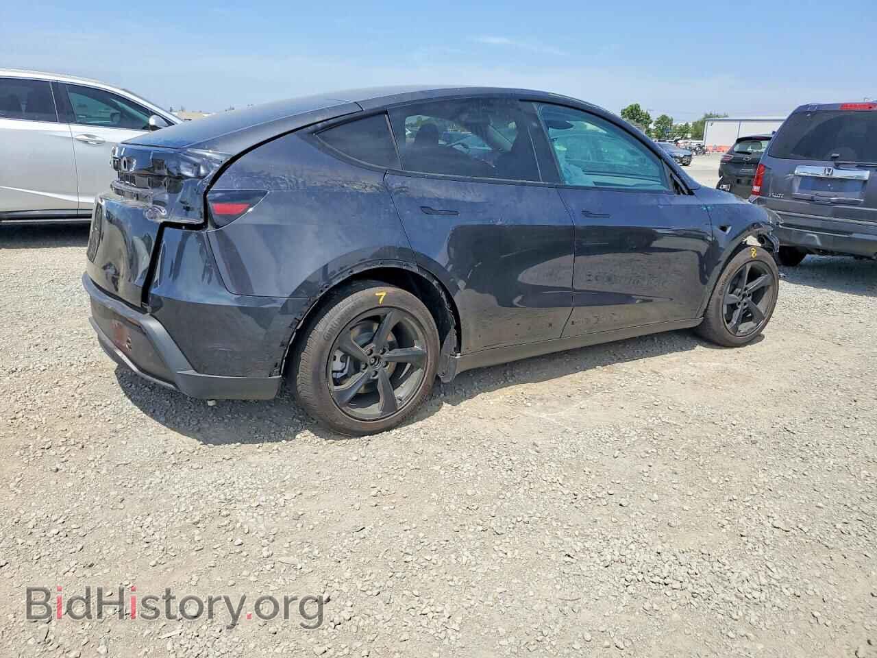 2026 TESLA MODEL Y - VIN: 7SAYGDEDXTF439491 - Фото 3