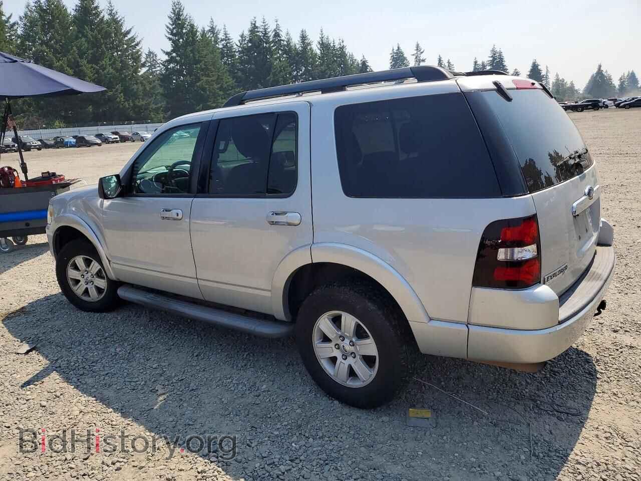 2010 FORD EXPLORER - VIN: 1FMEU7DE9AUA28409 - Фото 2