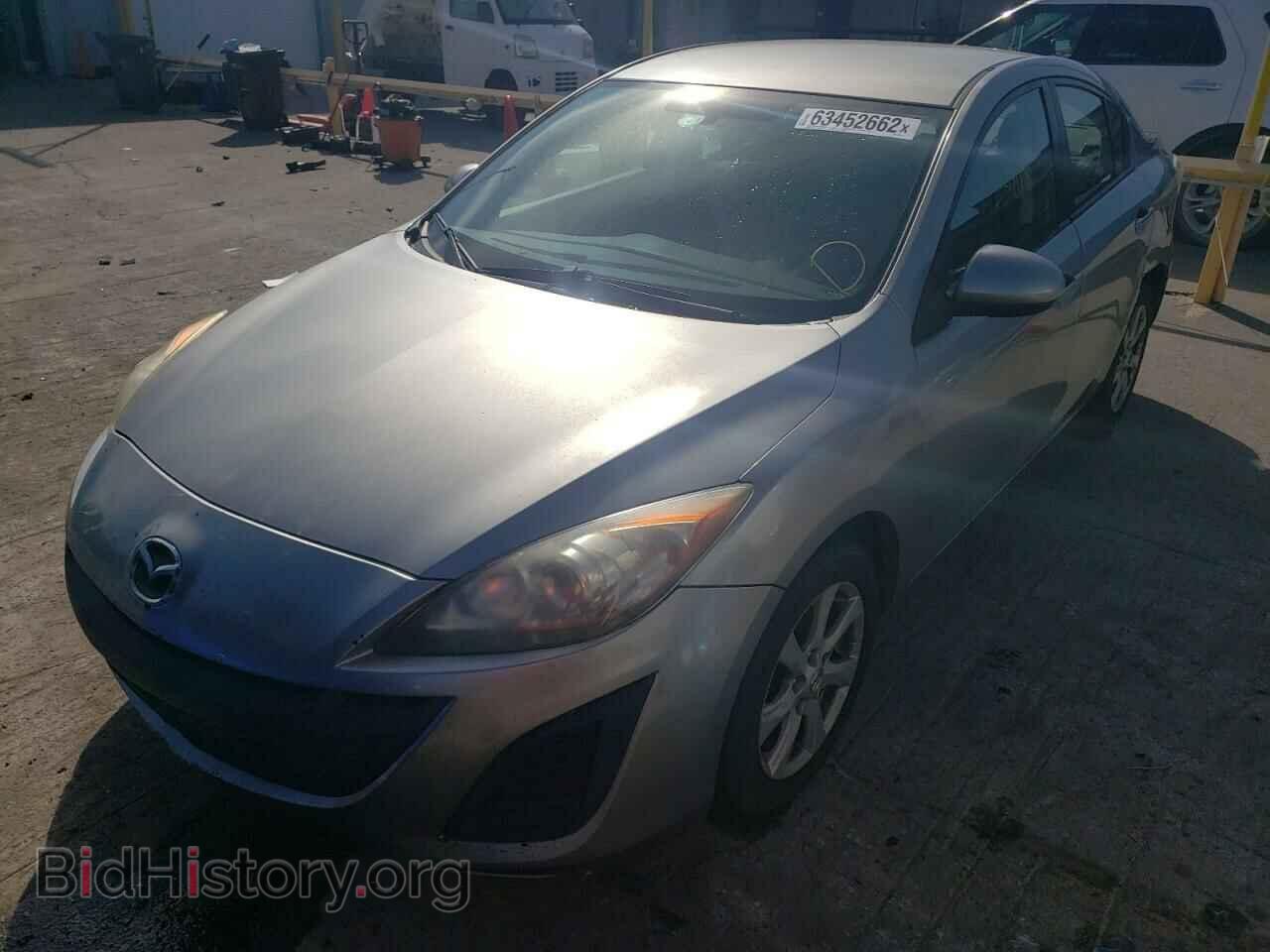 2011 MAZDA 3 - VIN: JM1BL1VF6B1457539 - Фото 2