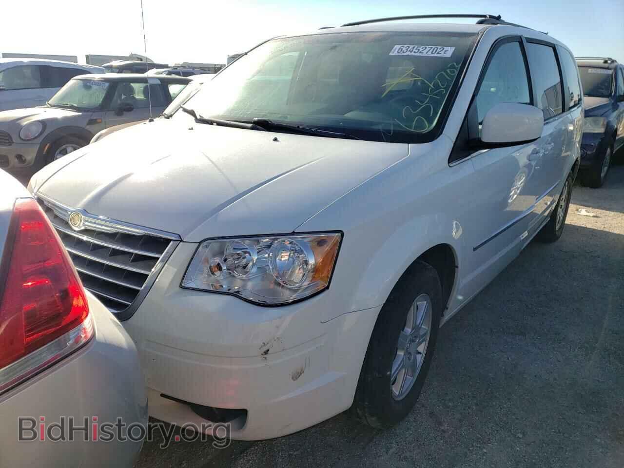 2010 CHRYSLER MINIVAN - VIN: 2A4RR5D10AR110612 - Фото 2