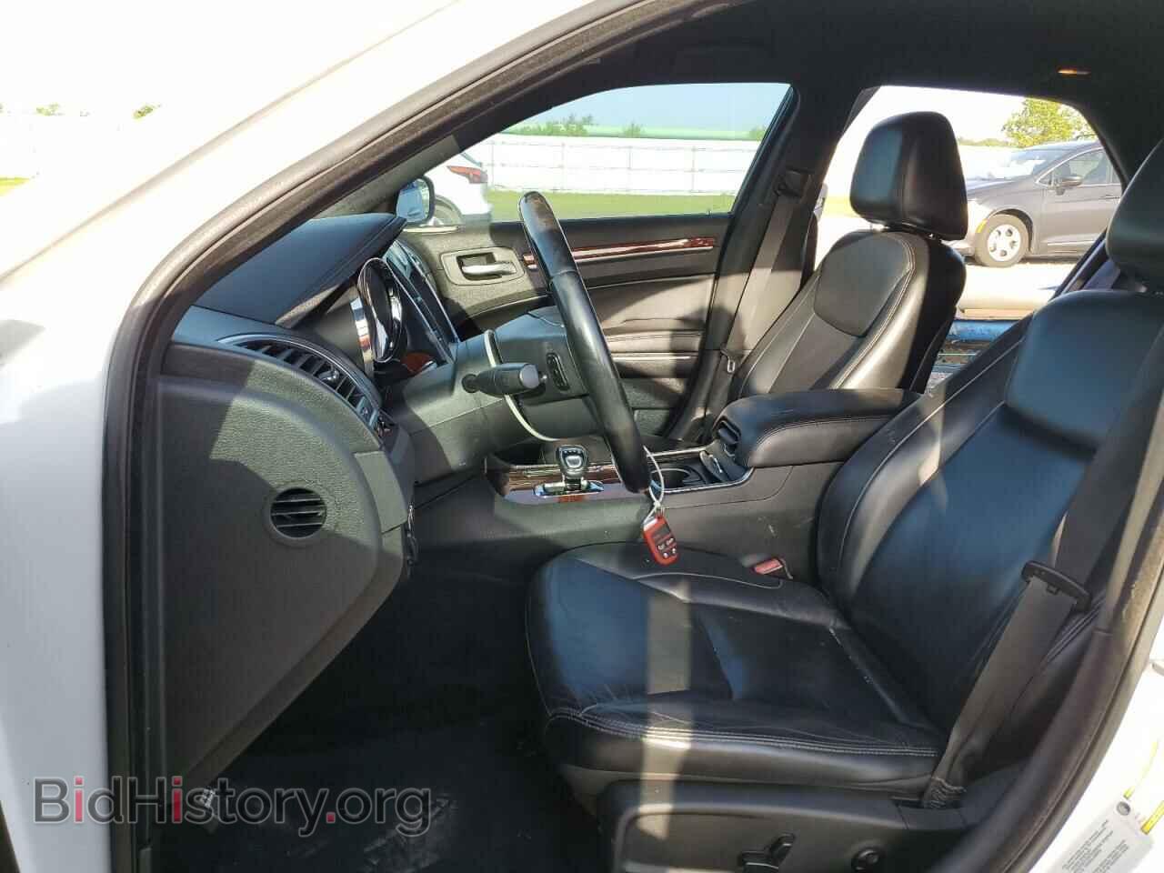 2013 CHRYSLER 300 - VIN: 2C3CCAAG1DH540002 - Фото 7