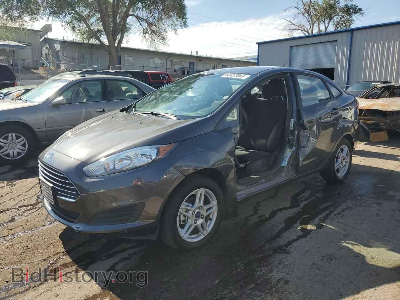 Photo 3FADP4BJ8JM123768 - FORD FIESTA 2018