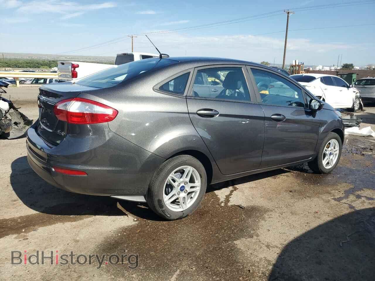 2018 FORD FIESTA - VIN: 3FADP4BJ8JM123768 - Фото 3