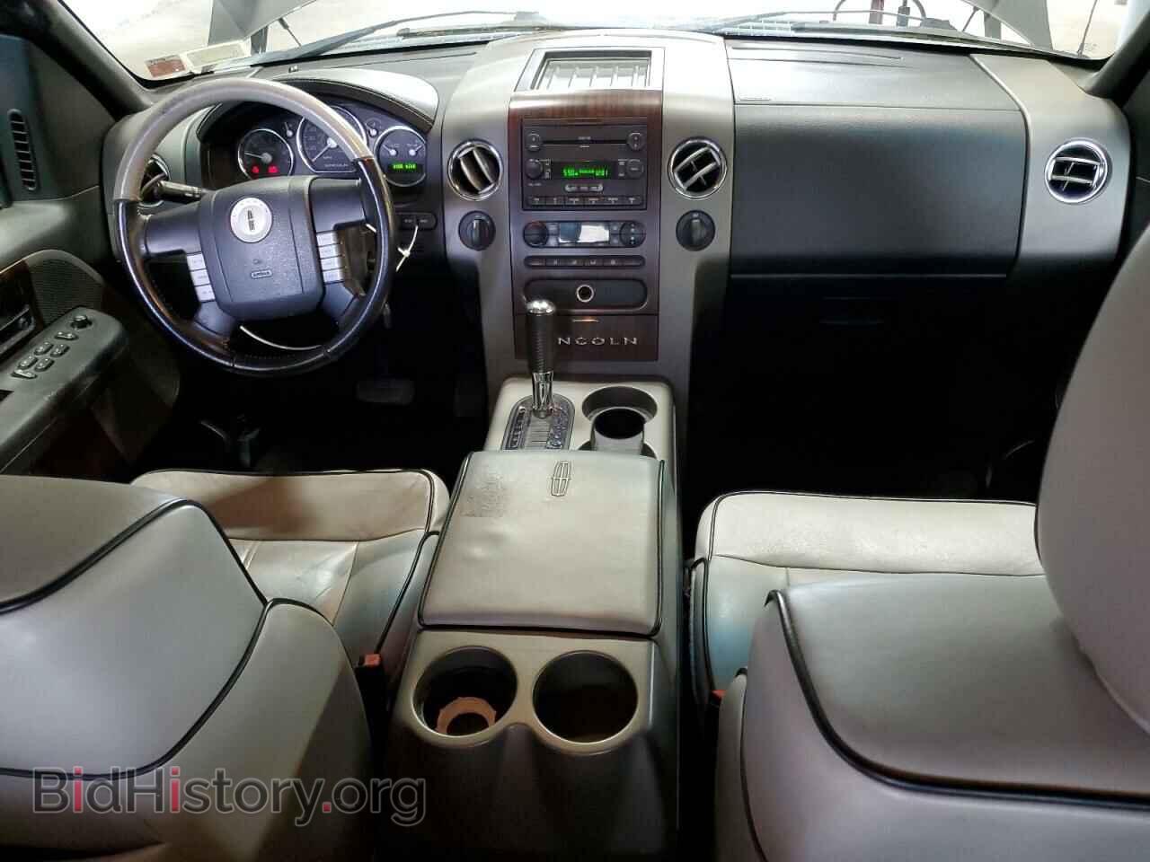 2006 LINCOLN MARK LT - VIN: 5LTPW18596FJ01351 - Photo 8