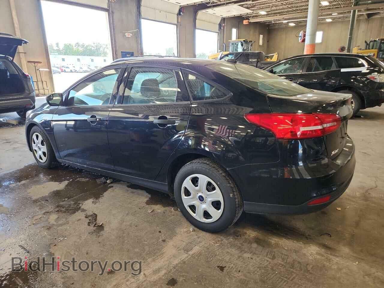 2017 FORD FOCUS - VIN: 1FADP3E28HL257884 - Photo 2