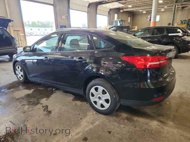 2017 Ford FOCUS (VIN 1FADP3E28HL257884) — photo 2 of 13