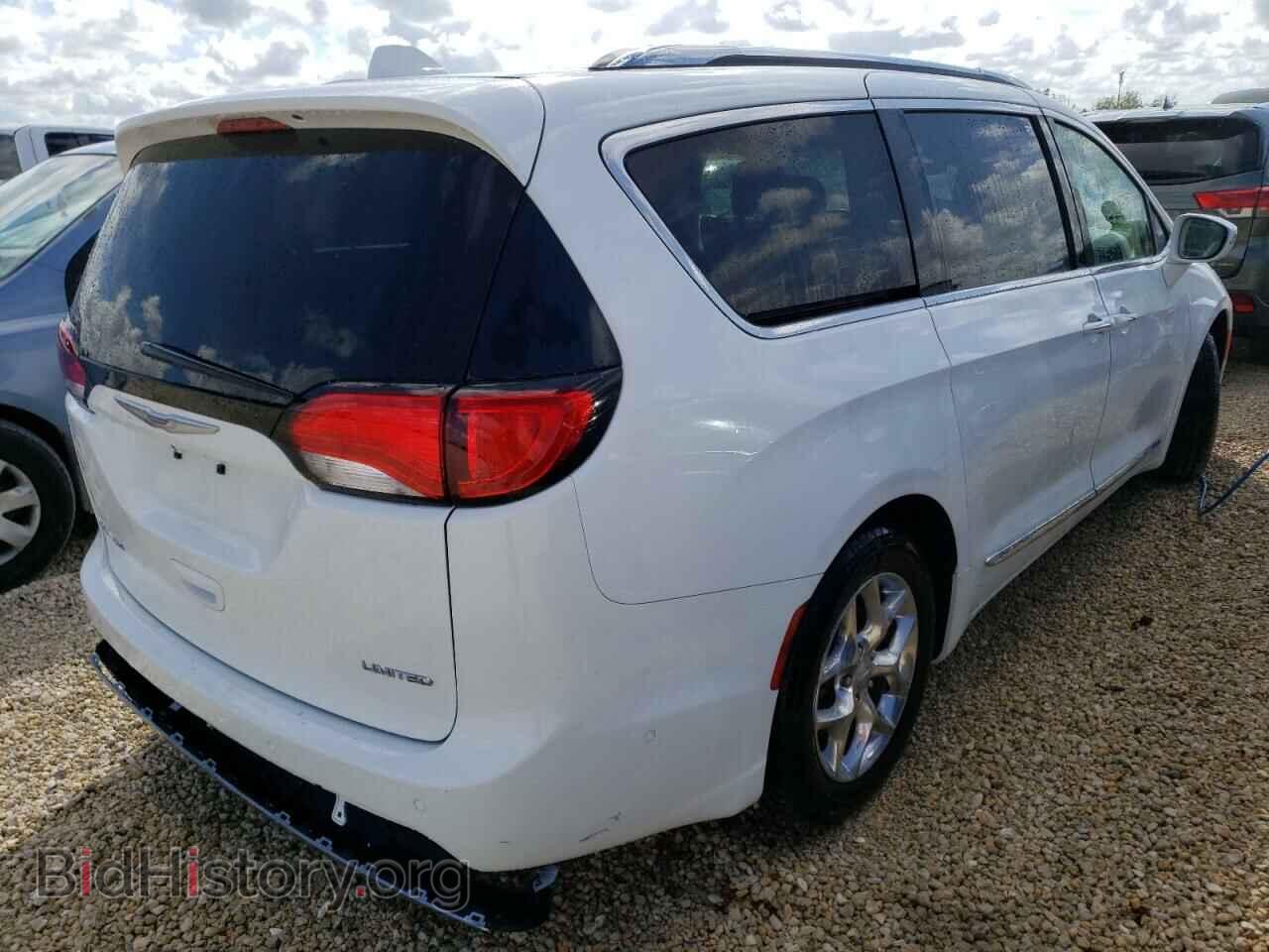 2017 CHRYSLER PACIFICA - VIN: 2C4RC1GG8HR642054 - Фото 4