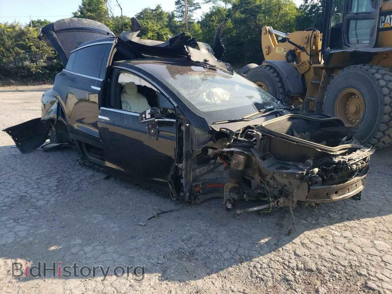 2017 TESLA MODEL X - VIN: 5YJXCDE20HF070215 - Photo 4