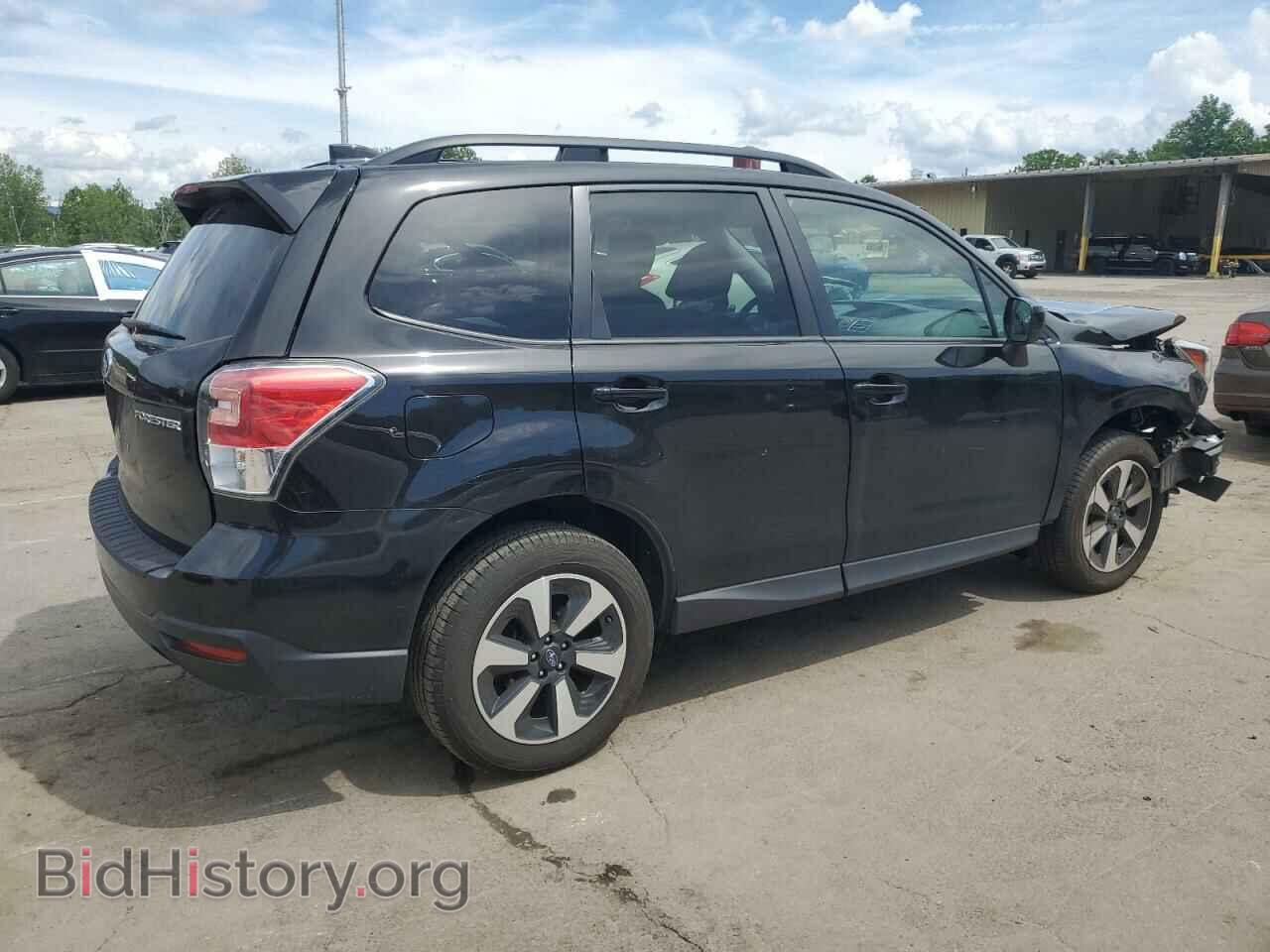 2018 SUBARU FORESTER - VIN: JF2SJAEC6JH432093 - Фото 3
