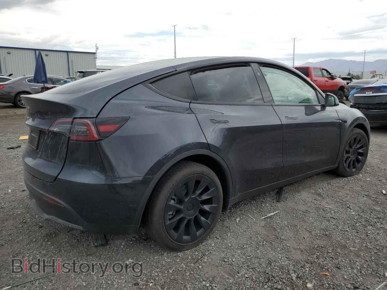 2024 TESLA MODEL Y - VIN: 7SAYGDED7RF120011 - Фото 3
