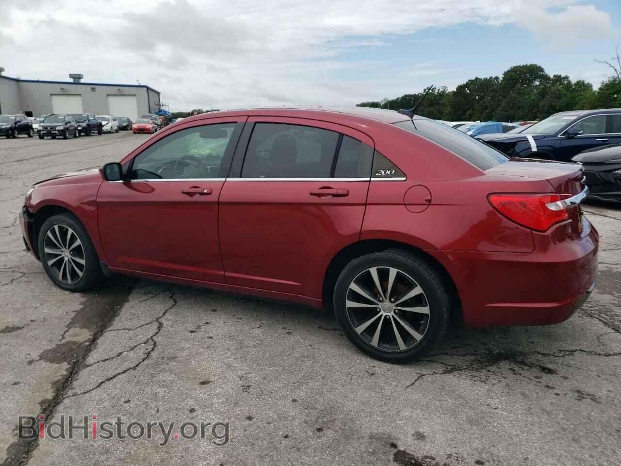 2013 CHRYSLER 200 - VIN: 1C3CCBBB4DN594944 - Photo 2
