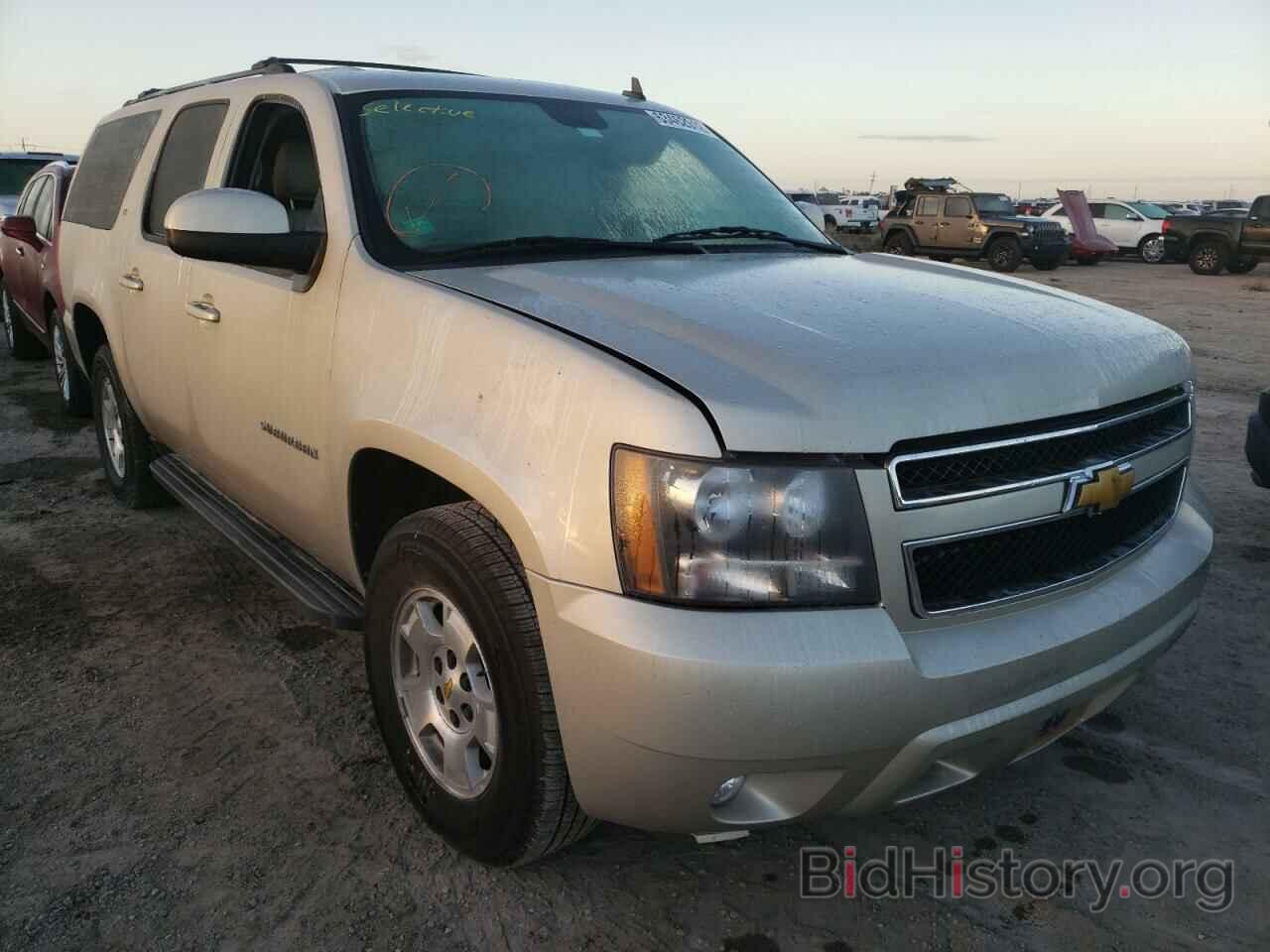 Photo 1GNSKJE74DR295613 - CHEVROLET SUBURBAN 2013