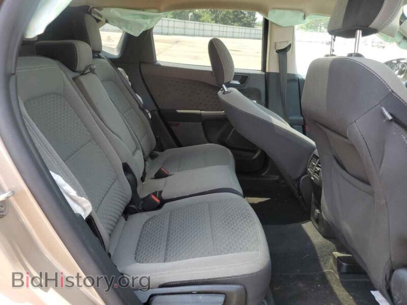 2020 Ford ESCAPE (VIN 1FMCU0G66LUA98892) — photo 11 of 15