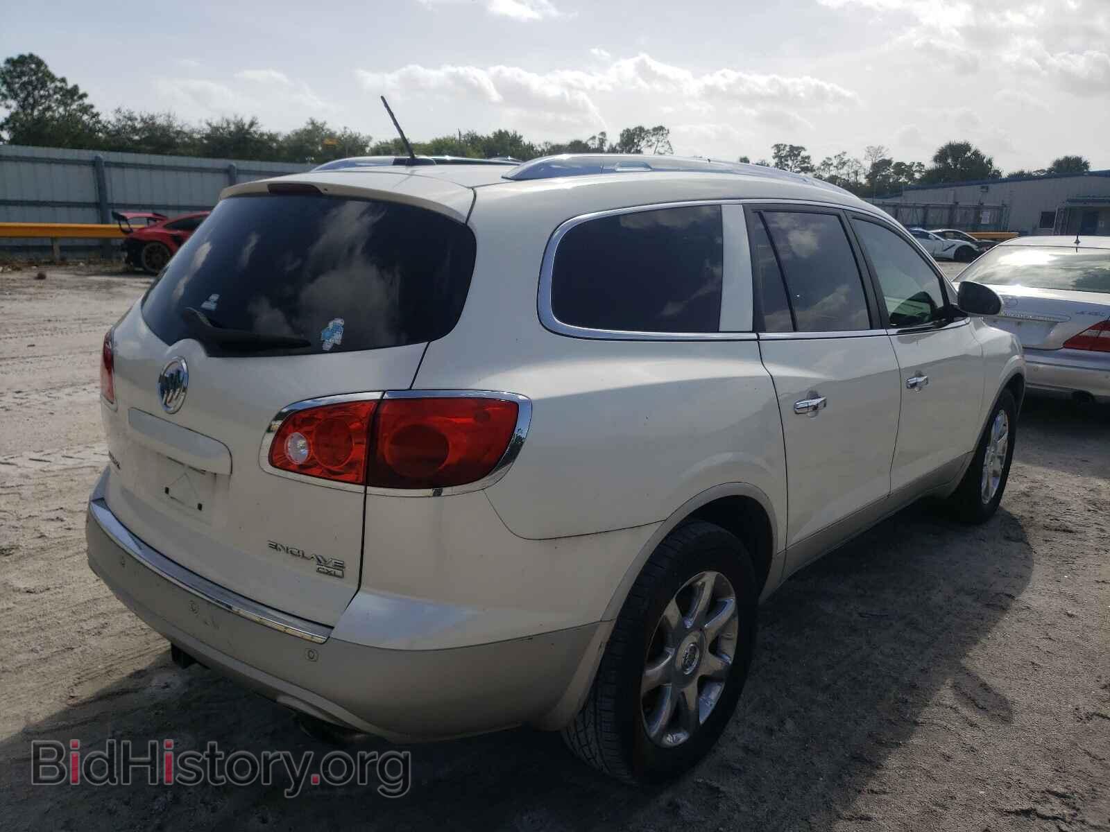 2010 BUICK ENCLAVE - VIN: 5GALRCED8AJ228745 - Фото 4