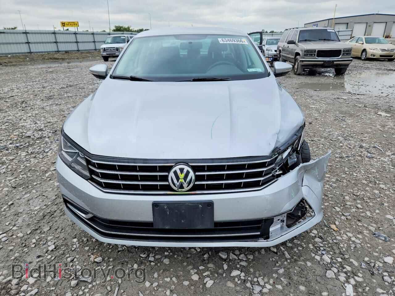 2017 VOLKSWAGEN PASSAT - VIN: 1VWAT7A32HC085301 - Фото 5