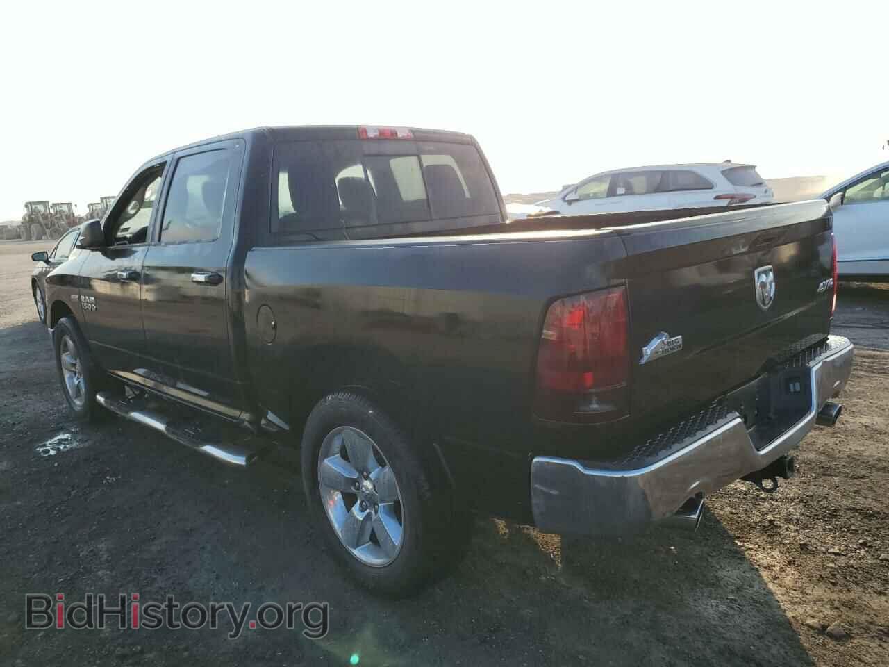 2015 RAM 1500 - VIN: 3C6RR7LT1FG641620 - Фото 3