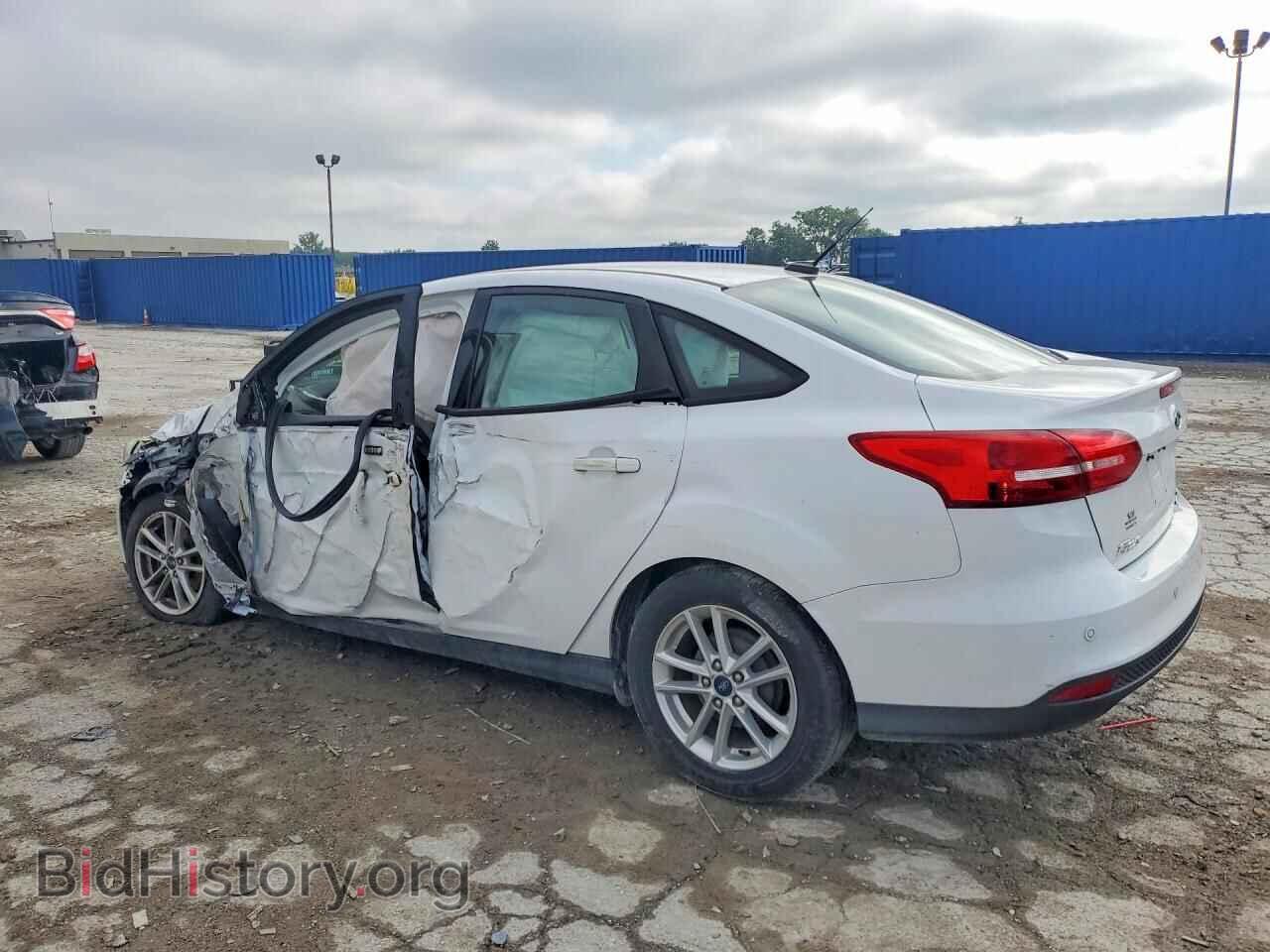 2016 FORD FOCUS - VIN: 1FADP3F23GL399640 - Photo 2