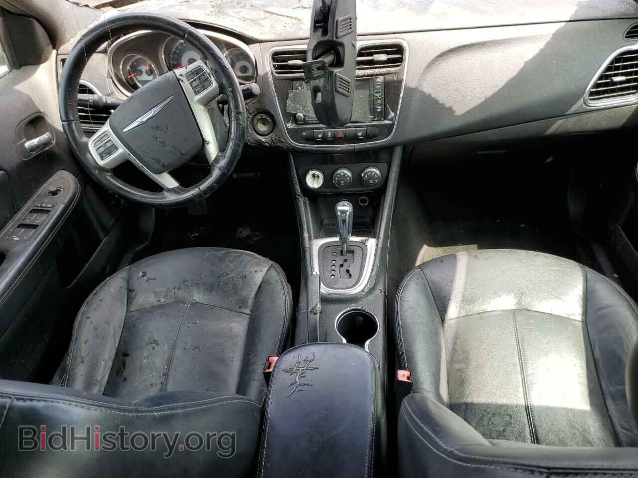 2011 CHRYSLER 200 - VIN: 1C3BC2FBXBN600734 - Photo 8