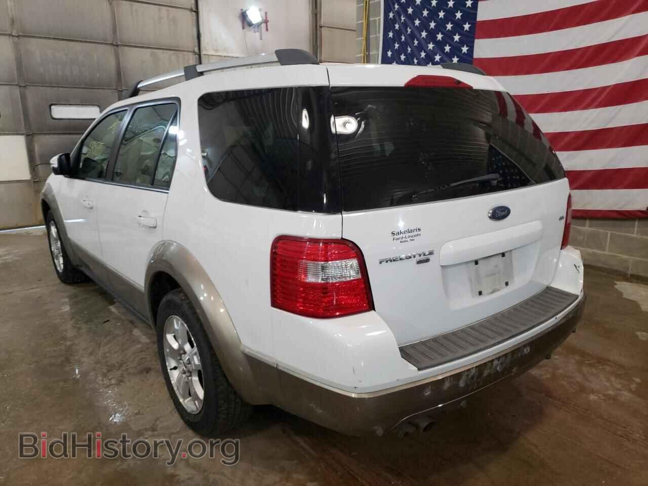 2005 FORD FREESTYLE - VIN: 1FMDK05105GA05545 - Фото 3
