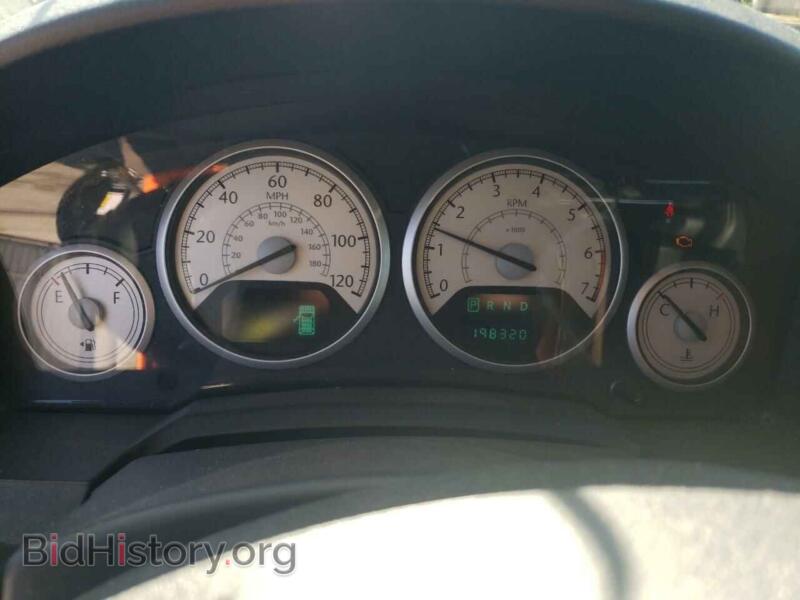 2010 Chrysler MINIVAN (VIN 2A4RR8D11AR431401) — photo 9 of 13
