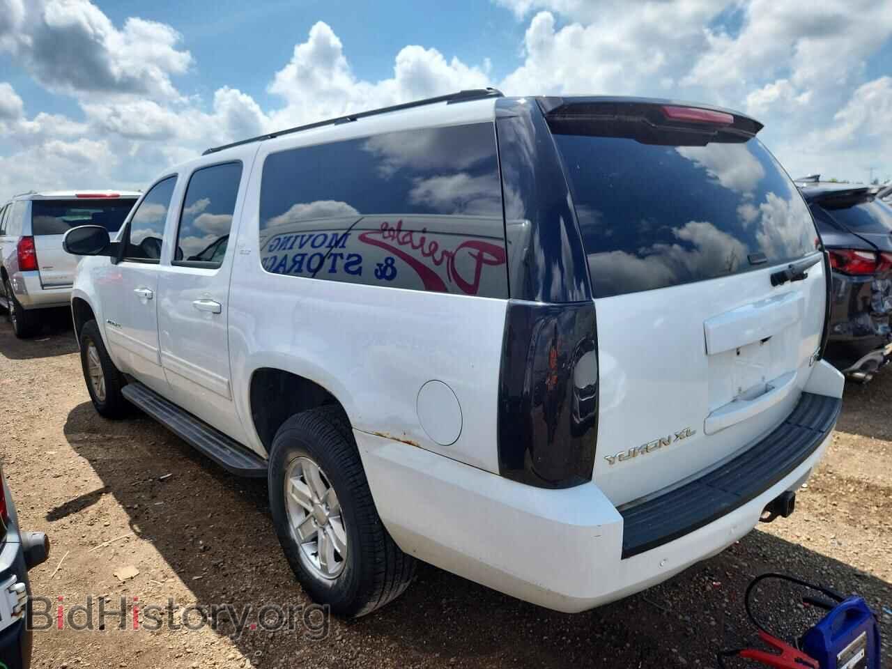2011 GMC YUKON - VIN: 1GKS2KE30BR196638 - Фото 2