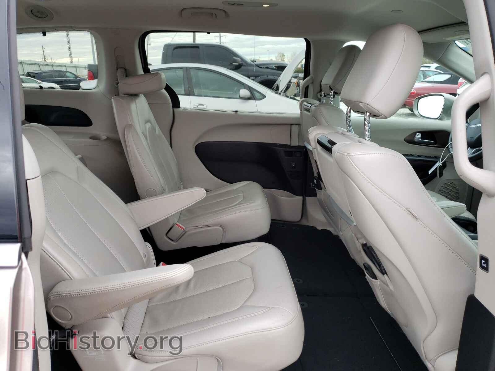 2017 CHRYSLER PACIFICA - VIN: 2C4RC1EG1HR555860 - Photo 6