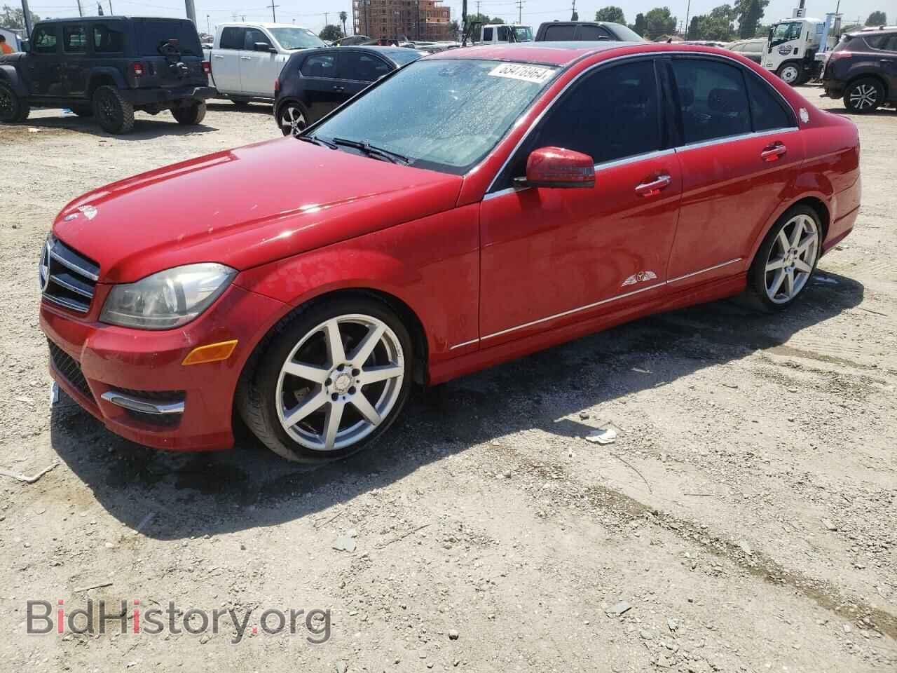 Photo WDDGF4HB1EA933181 - MERCEDES-BENZ C-CLASS 2014