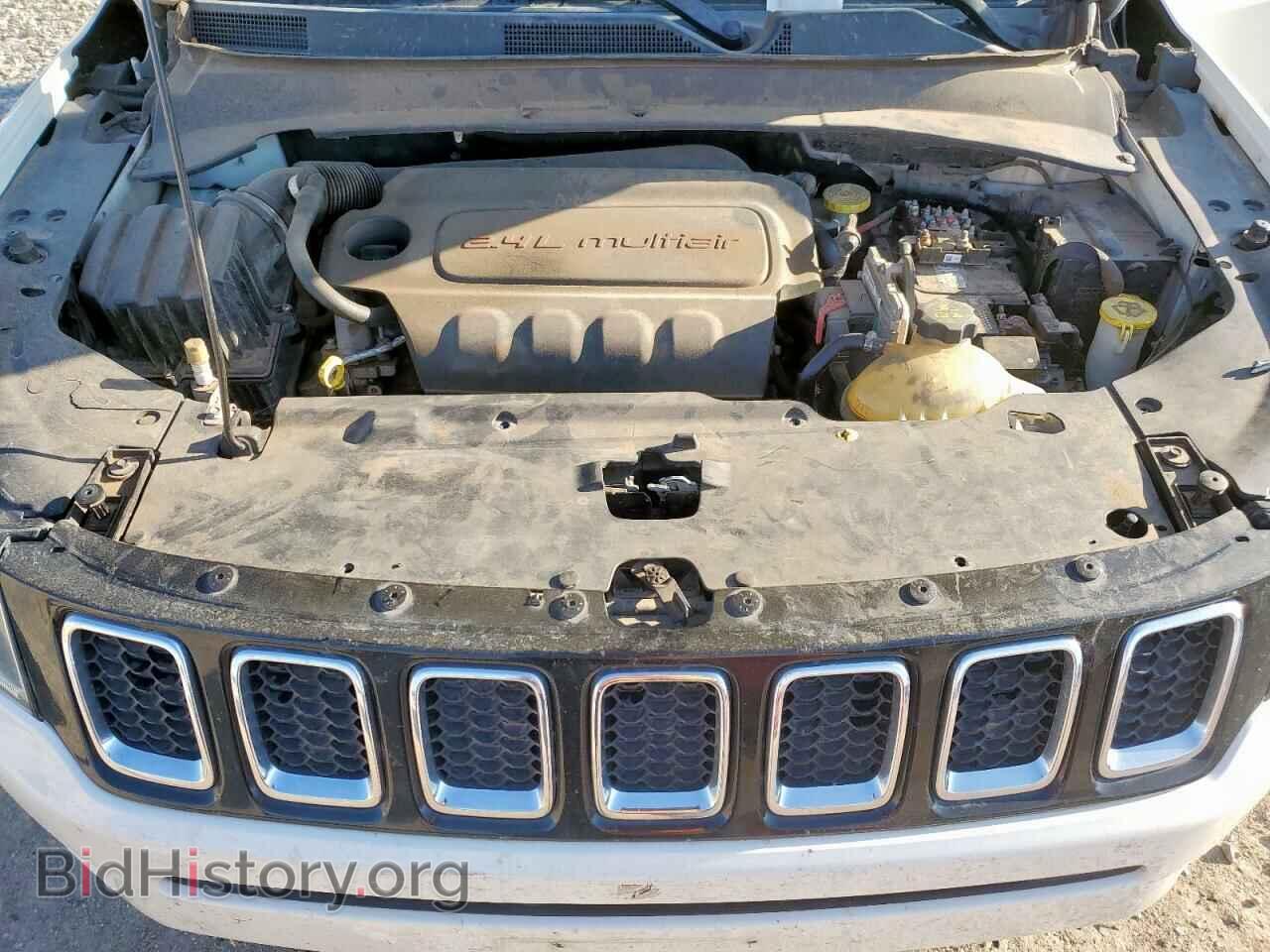 2018 JEEP COMPASS - VIN: 3C4NJCAB4JT136849 - Фото 12